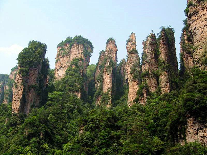 張家界國家森林公園+鳳凰古城3天2晚“浪漫套餐